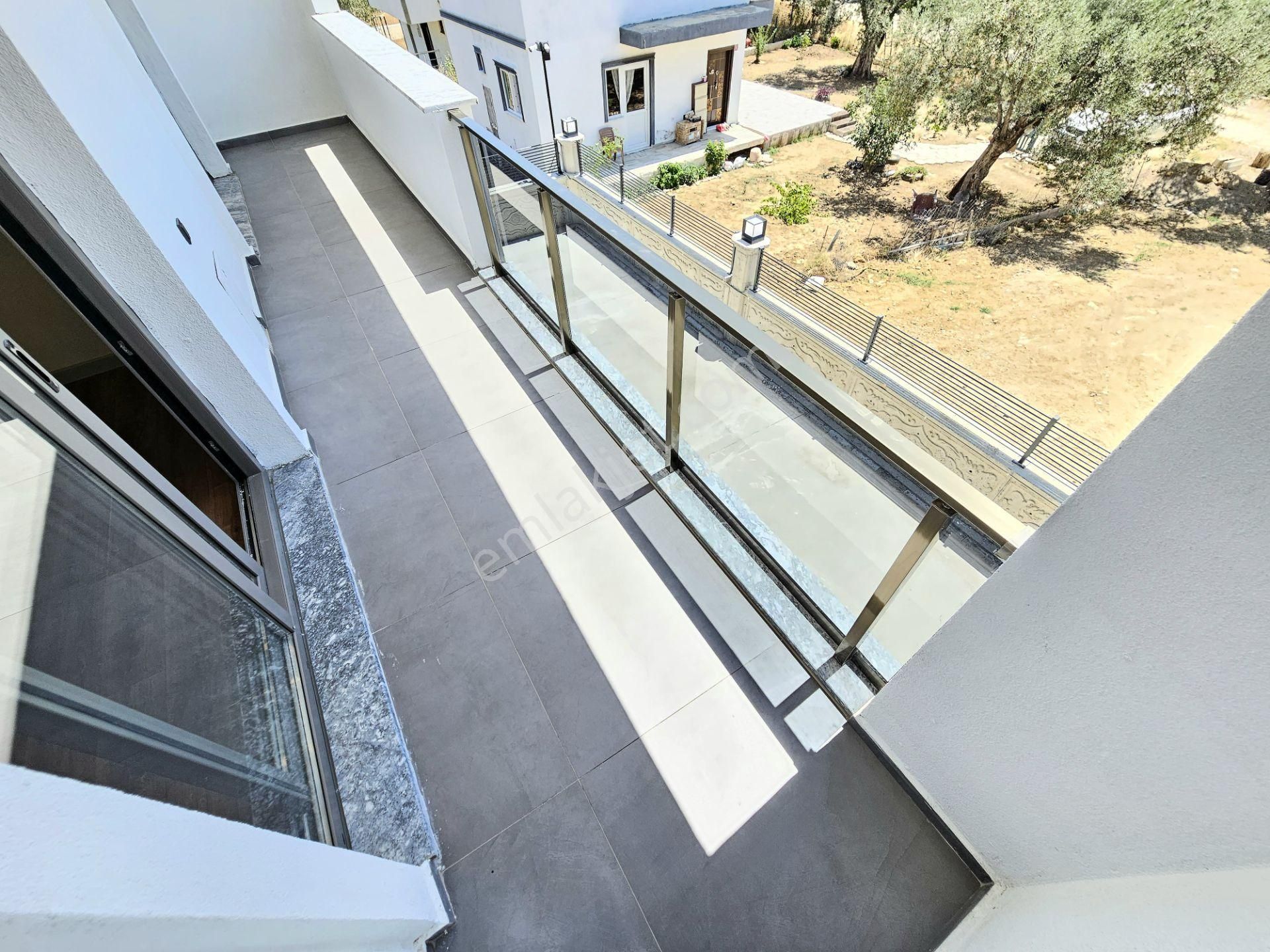 ▶ ▶ Akçay Körfez'den Güre'de Denize 500 Mt Site İçinde Havuzlu 4+1 Sıfır Villa - Görsel 16