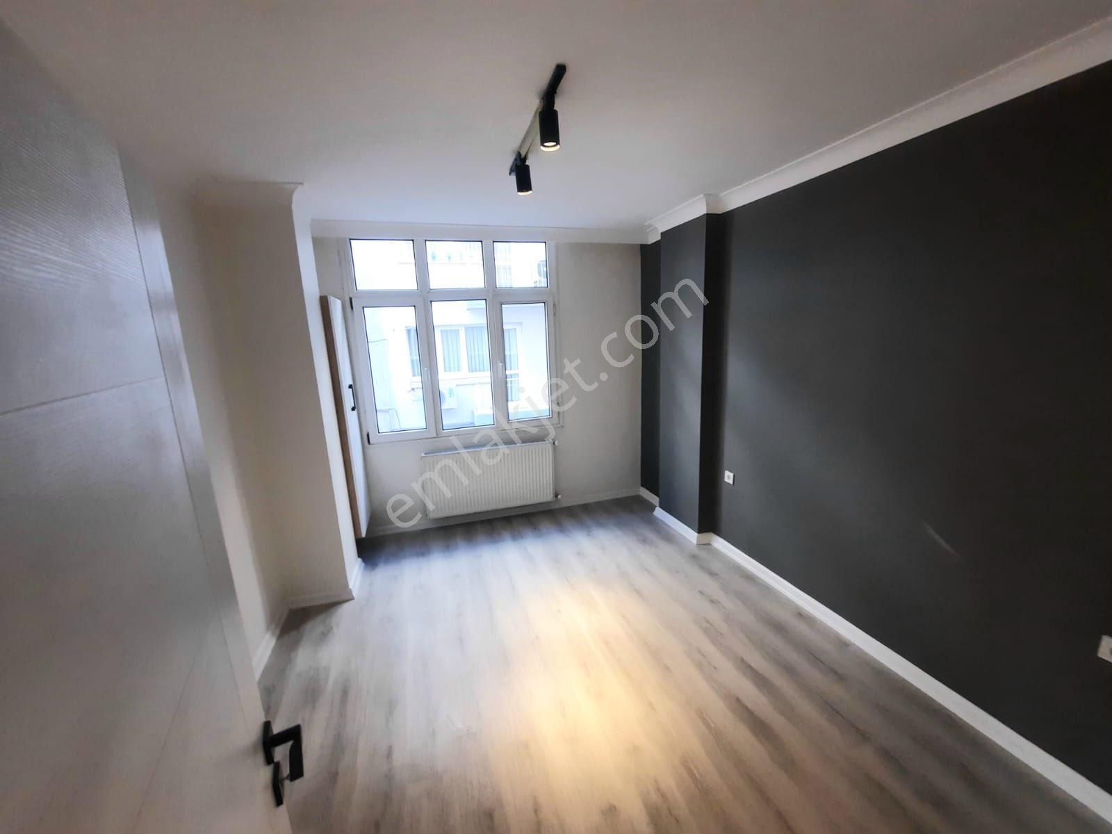 İzmir Güzelyalıda Satılık Lüks 3+1 Daire - Görsel 2