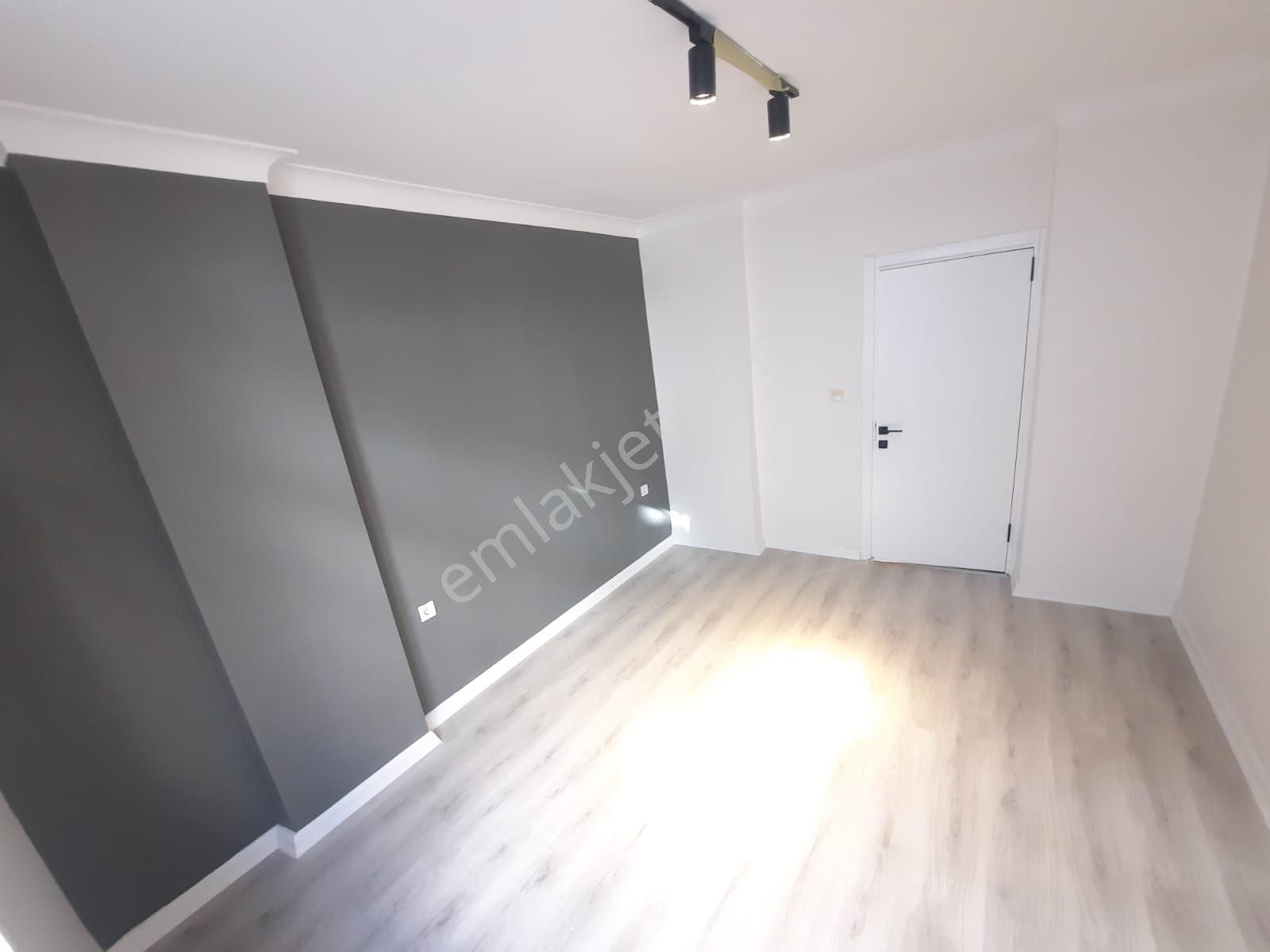 İzmir Güzelyalıda Satılık Lüks 3+1 Daire - Görsel 7