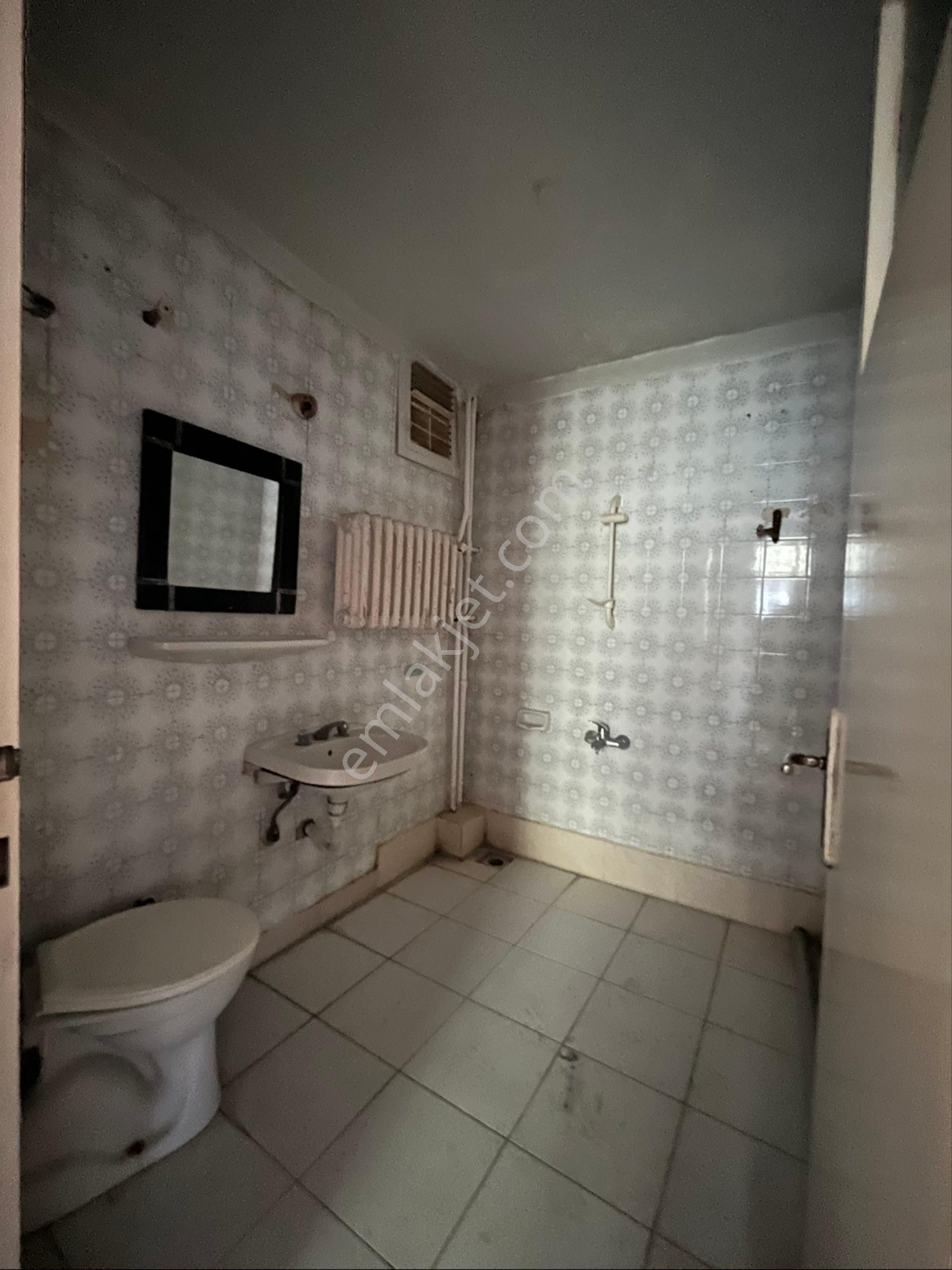 Fatih Işıklat Mahallesi Satılık 3+1 Daire - Görsel 12