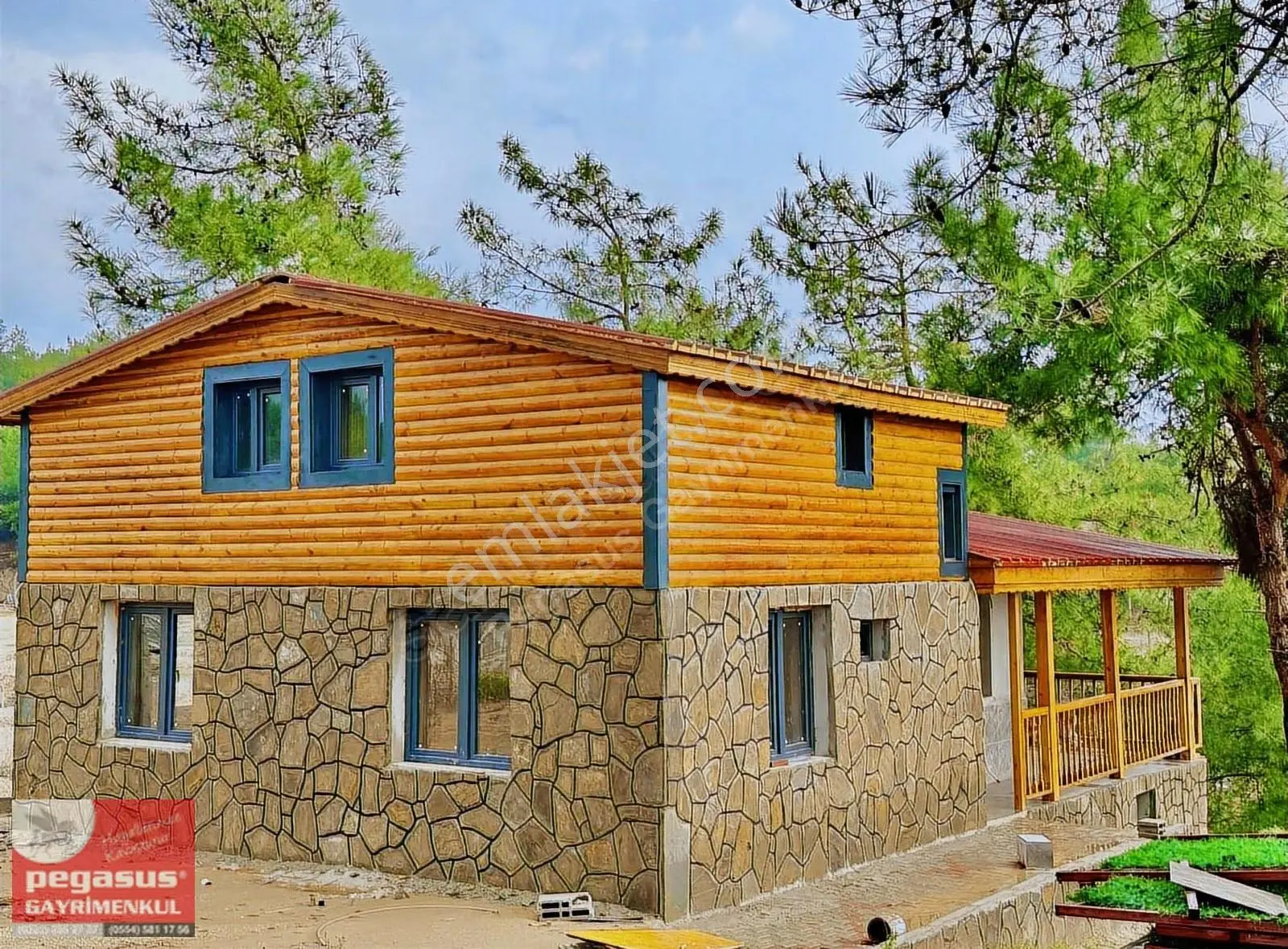 Pegasus'tan Adana Çukurova Pirili Mh.nde Taş Ve Ahşap Villa