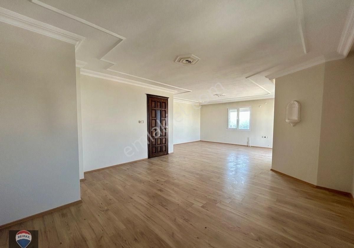 Kuşadası Marina Mevkii Satılık 5+1 Dublex Daire - Görsel 16