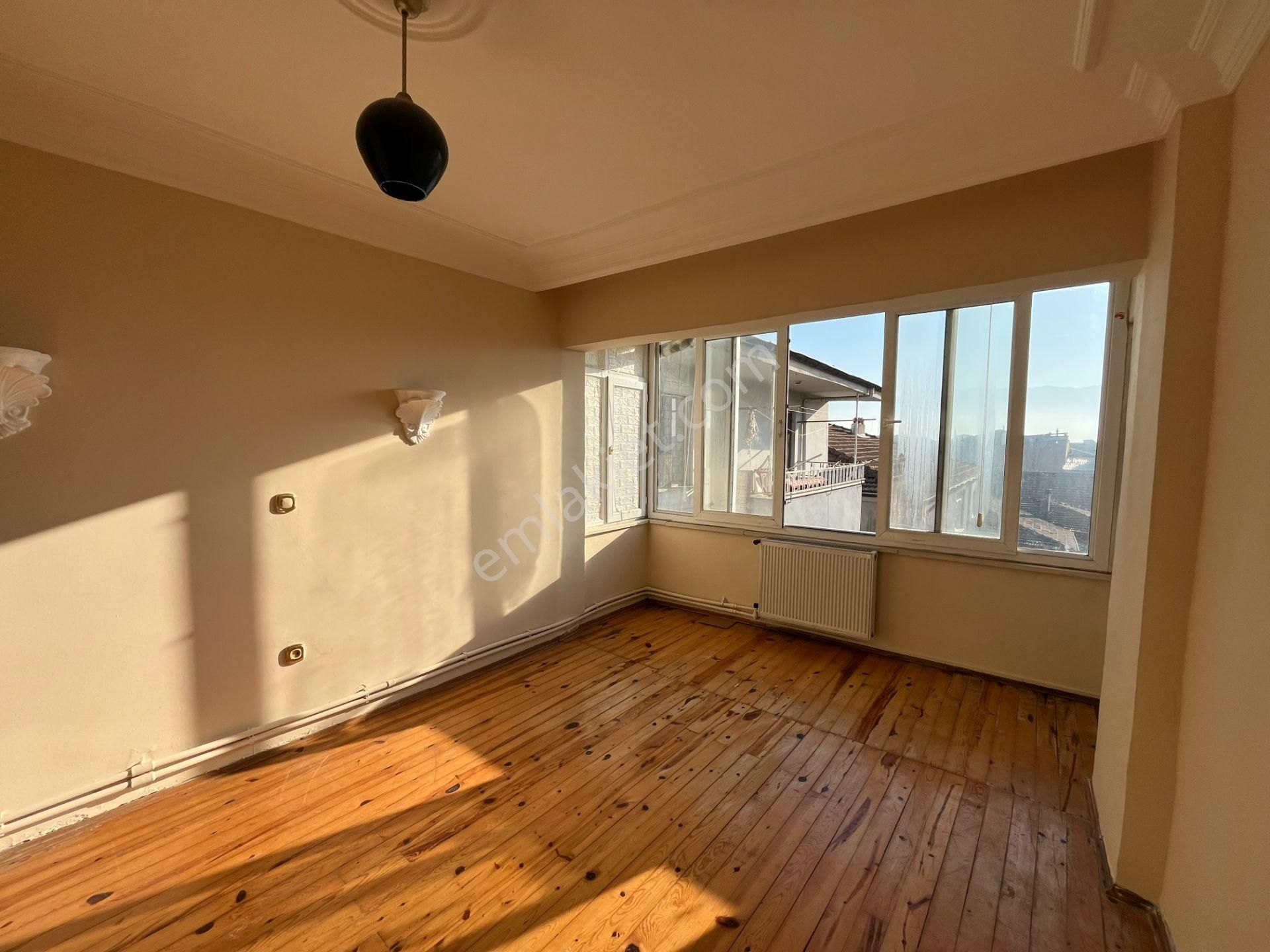 Bir Emlak'tan Şerefiye Mahallesi'nde 3+1 135 M2 Satılık Daire - Görsel 28