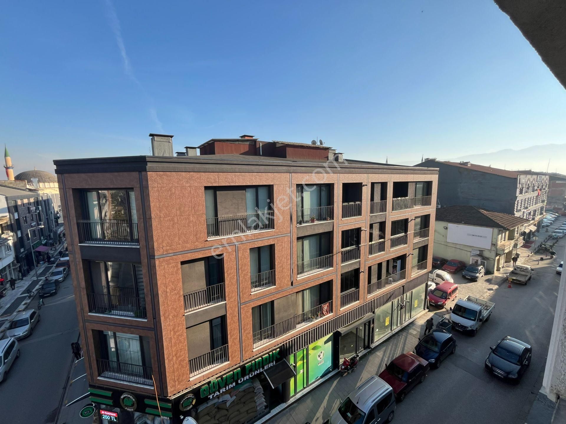 Bir Emlak'tan Şerefiye Mahallesi'nde 3+1 135 M2 Satılık Daire - Görsel 31