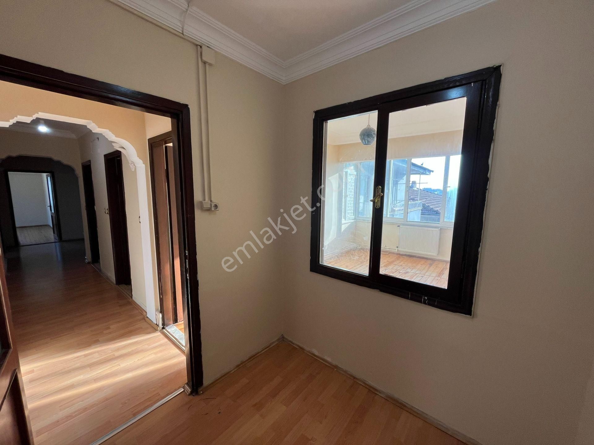 Bir Emlak'tan Şerefiye Mahallesi'nde 3+1 135 M2 Satılık Daire - Görsel 26