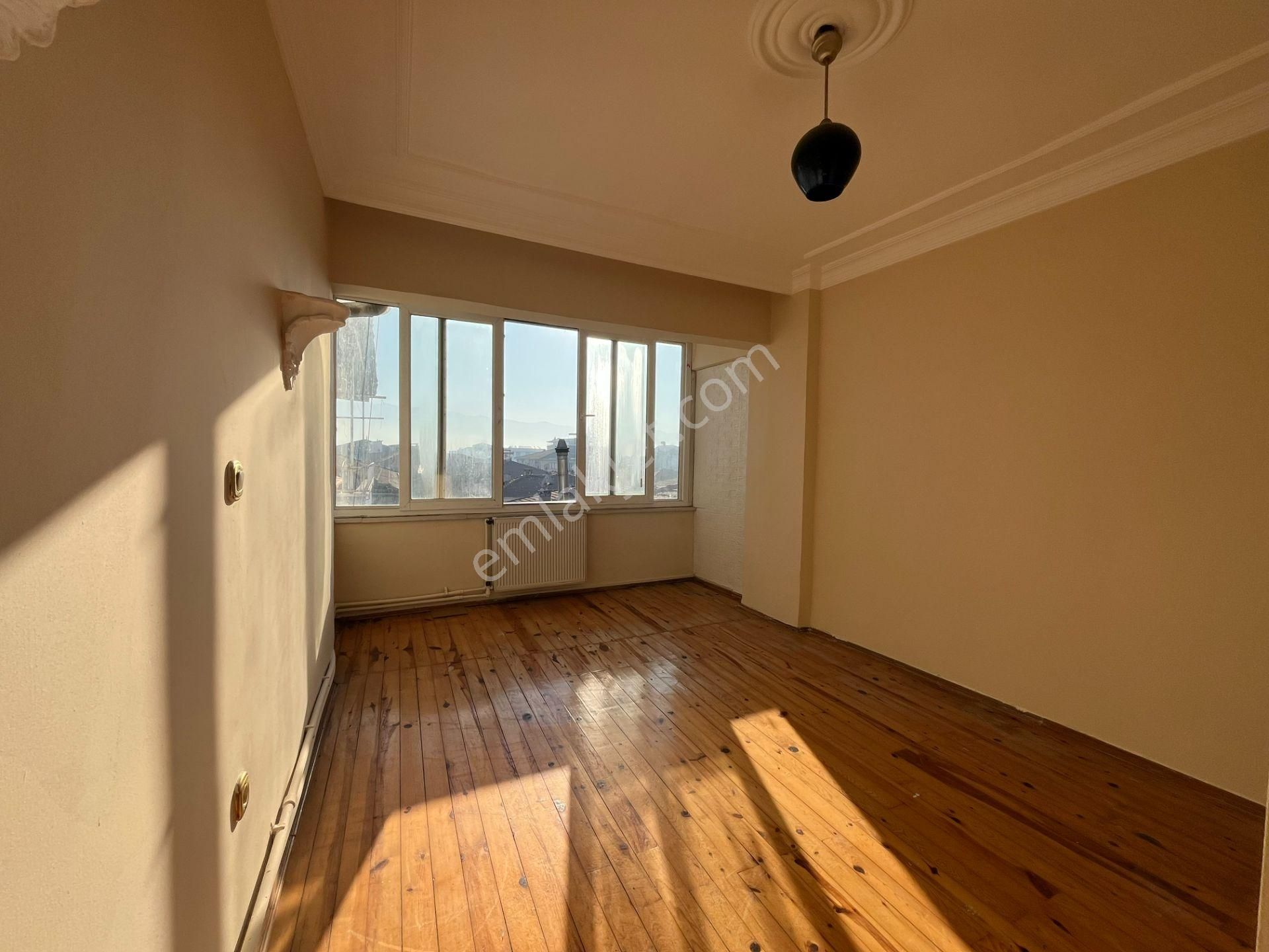 Bir Emlak'tan Şerefiye Mahallesi'nde 3+1 135 M2 Satılık Daire - Görsel 27