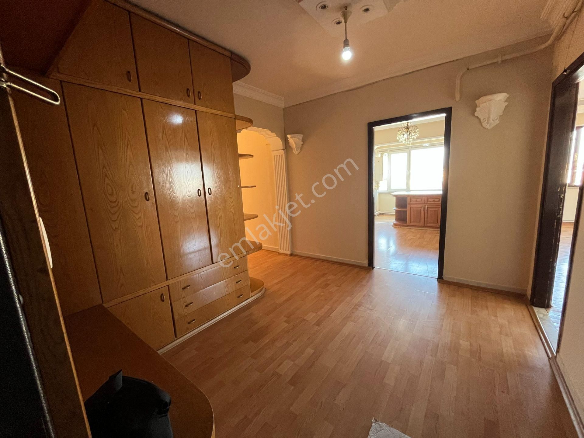 Bir Emlak'tan Şerefiye Mahallesi'nde 3+1 135 M2 Satılık Daire - Görsel 8