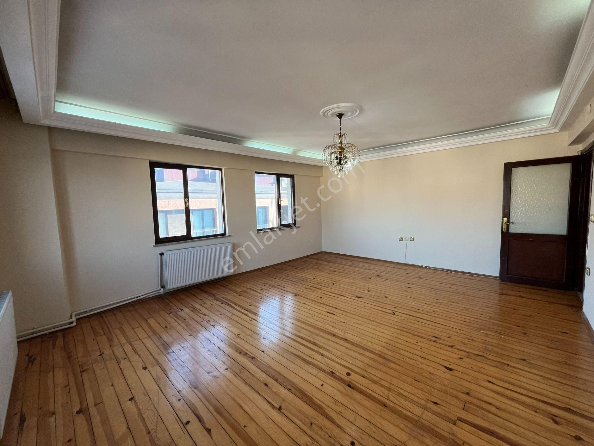 Bir Emlak'tan Şerefiye Mahallesi'nde 3+1 135 M2 Satılık Daire - Görsel 13