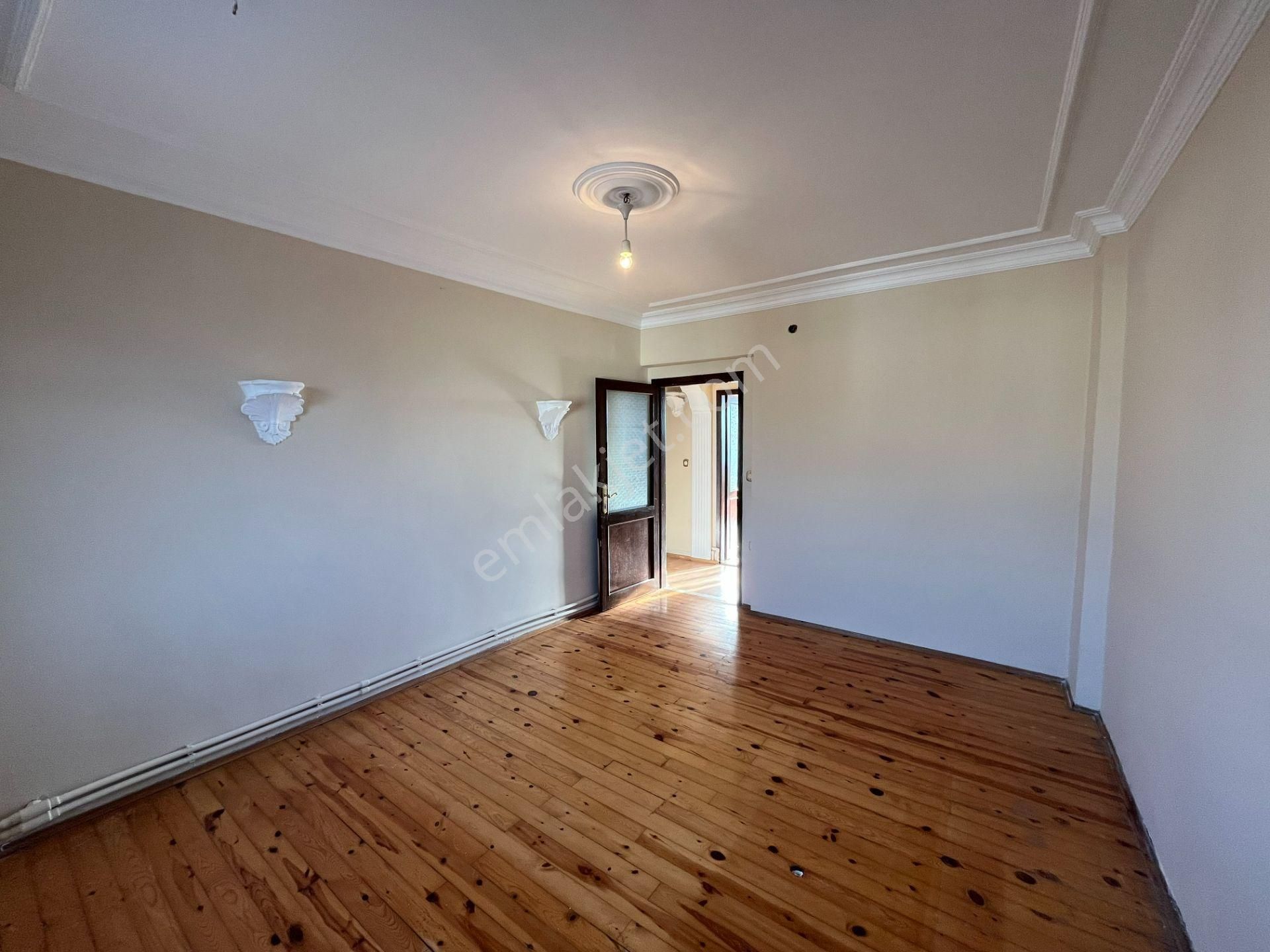 Bir Emlak'tan Şerefiye Mahallesi'nde 3+1 135 M2 Satılık Daire - Görsel 25