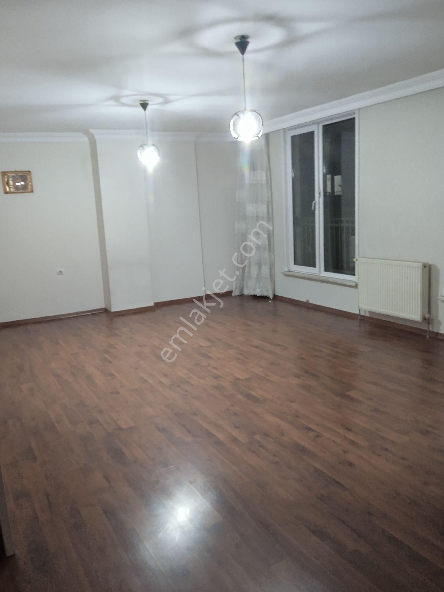 Esenyurt Üçevler Mahallesi 939 Sokak Kiralık Geniş 3+1 Daire - Görsel 4