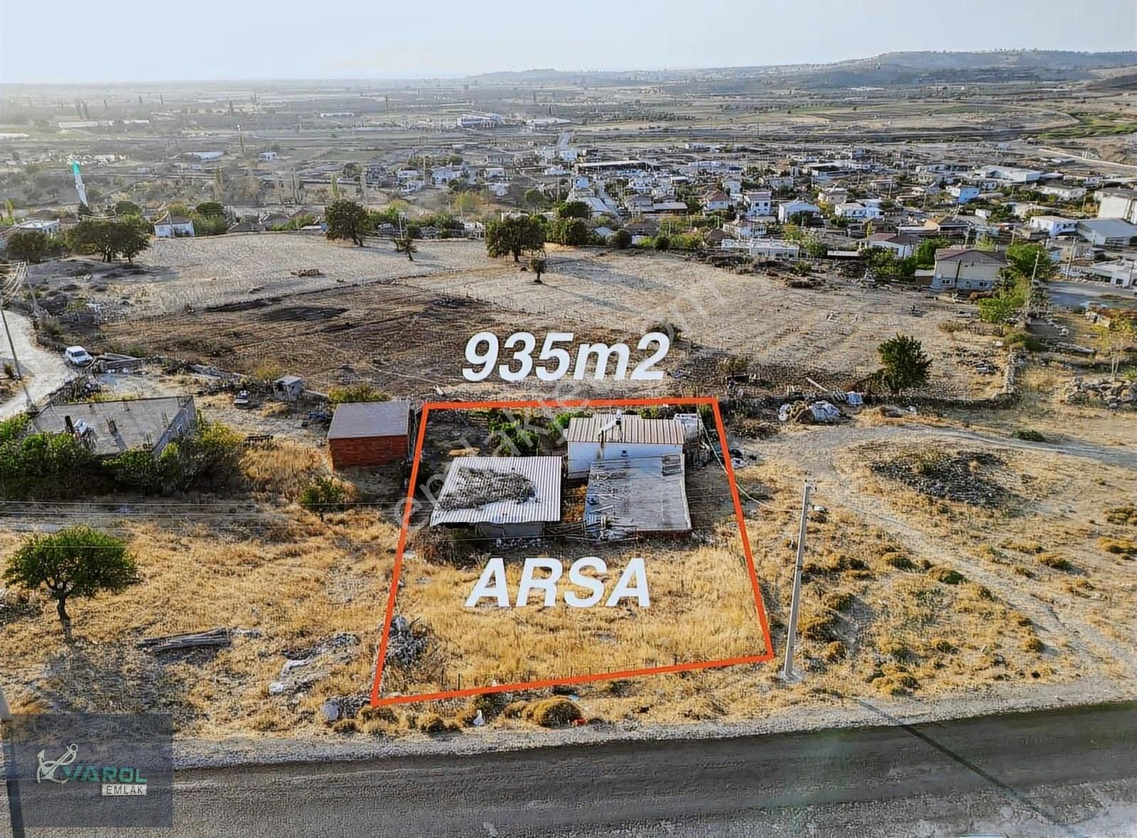 Tuzla Köyünde 935m2 İçerisinde Yapı Olan Arsa