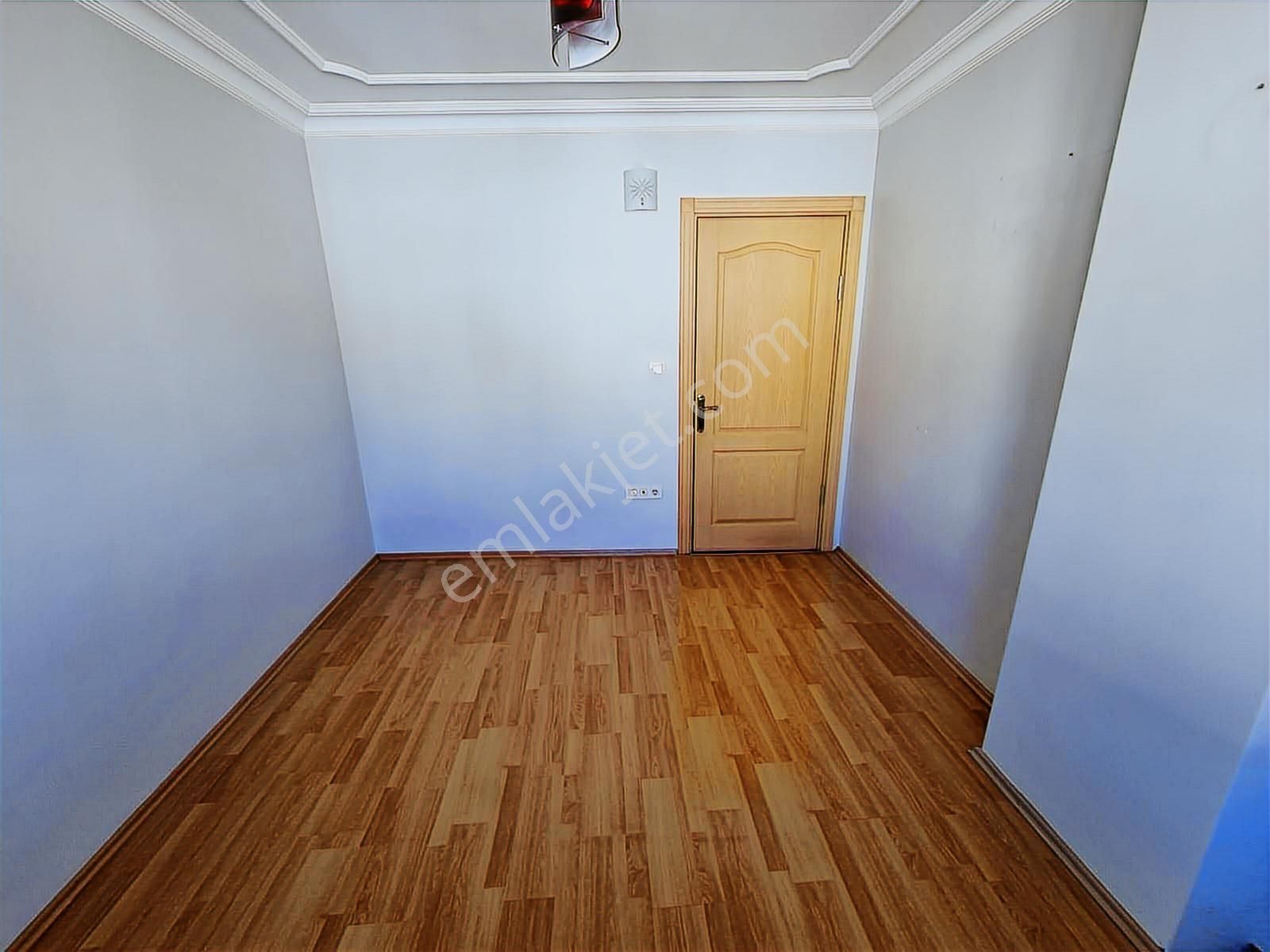 Pendik Esenyalı Mahallesinde 4+2 Satılık Dubleks Fırsat Daire - Görsel 16