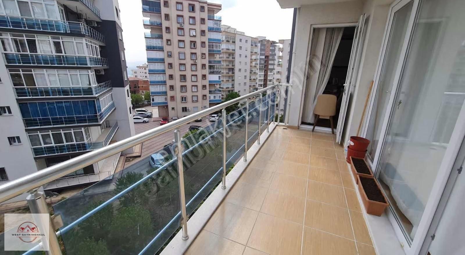 Bornova Evka 4'te Satılık Kapalı Mutfaklı 135m² 3+1 Daire - Görsel 7
