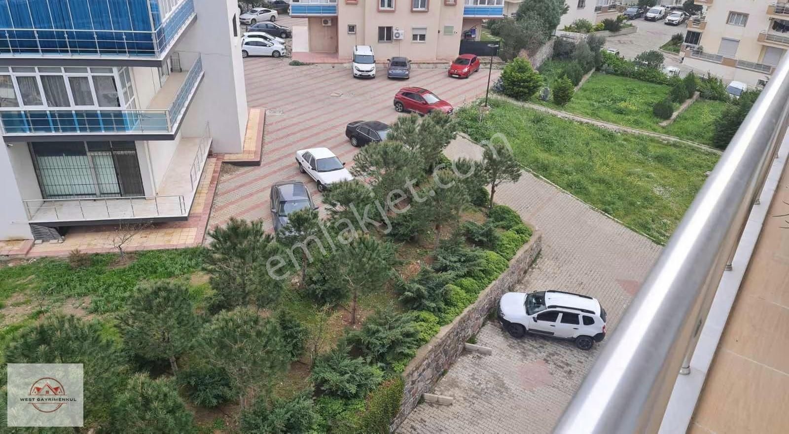 Bornova Evka 4'te Satılık Kapalı Mutfaklı 135m² 3+1 Daire - Görsel 21