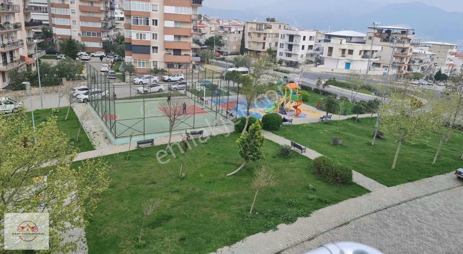 Bornova Evka 4'te Satılık Kapalı Mutfaklı 135m² 3+1 Daire - Görsel 6