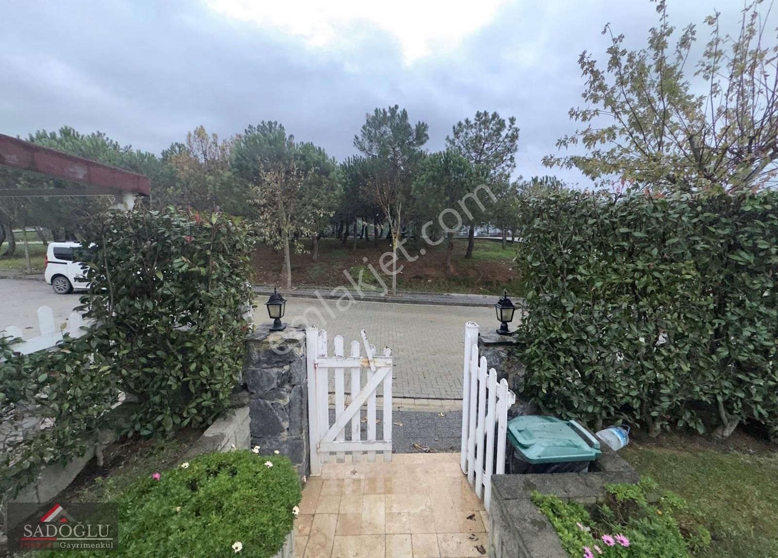 Arnavutköy Neo Gölpark Sitesi Kiralık 4+1 Villa - Görsel 21