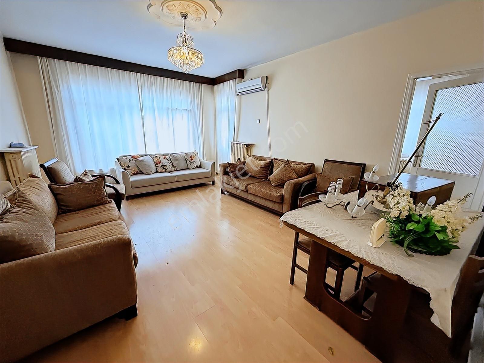 Kiralık Daire 3+1 Orta Kat Ön Cephe Geniş Metro,avm,belediye Ykn - Görsel 4