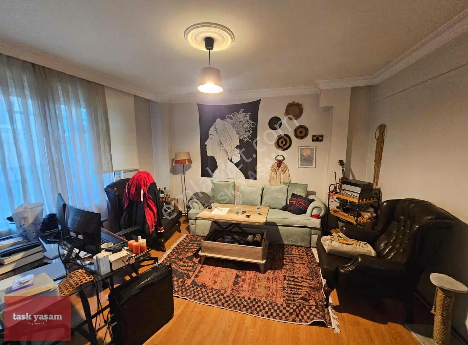 Nişantaşı Meşrutiyet Valikonağına 2 Dakika Kiralık 2+1 Daire