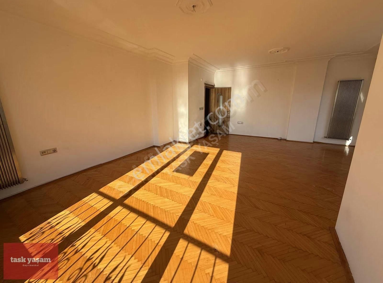 Ulusta Boğaz Manzaralı 3+1 Masrafsız Daire - Görsel 27