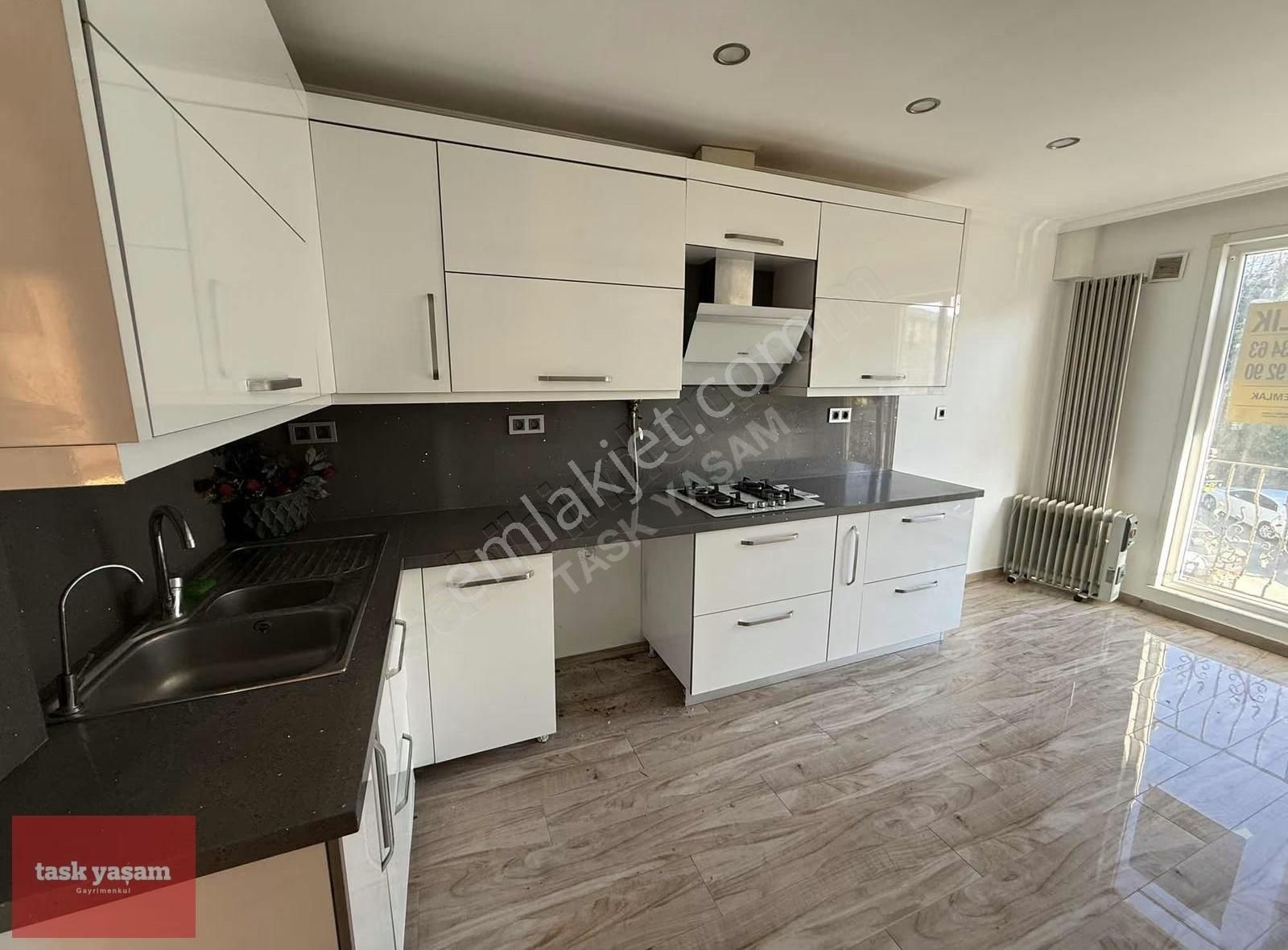 Ulusta Boğaz Manzaralı 3+1 Masrafsız Daire - Görsel 18