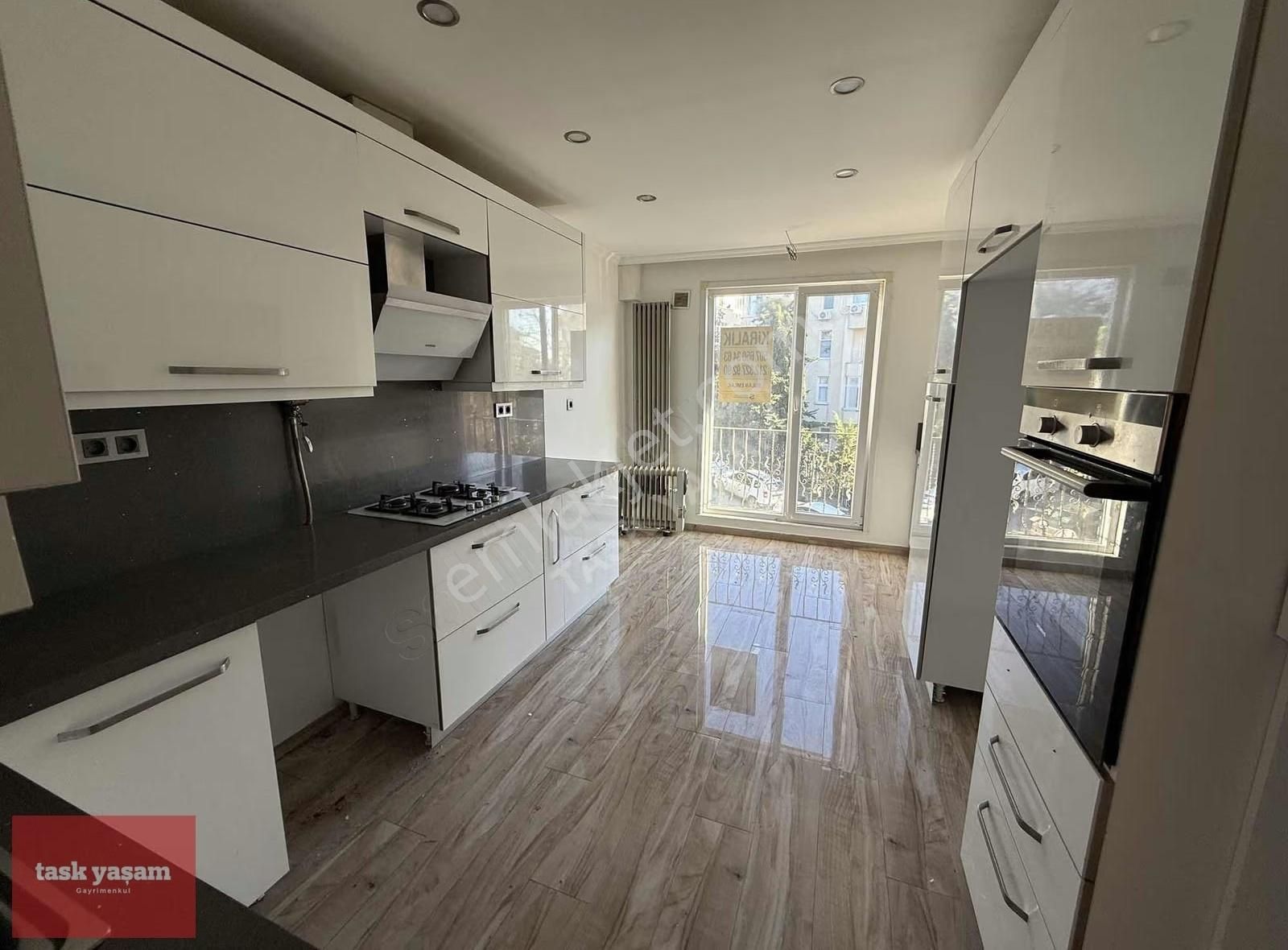 Ulusta Boğaz Manzaralı 3+1 Masrafsız Daire - Görsel 16