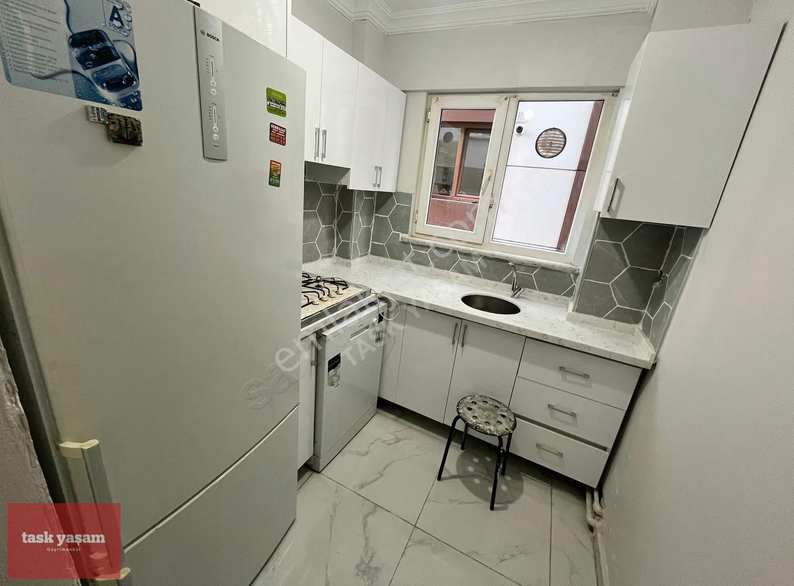 Valikonağına 100metre Yenilenmiş 2.5+1 Kısa Dönem Kiralık Daire - Görsel 10