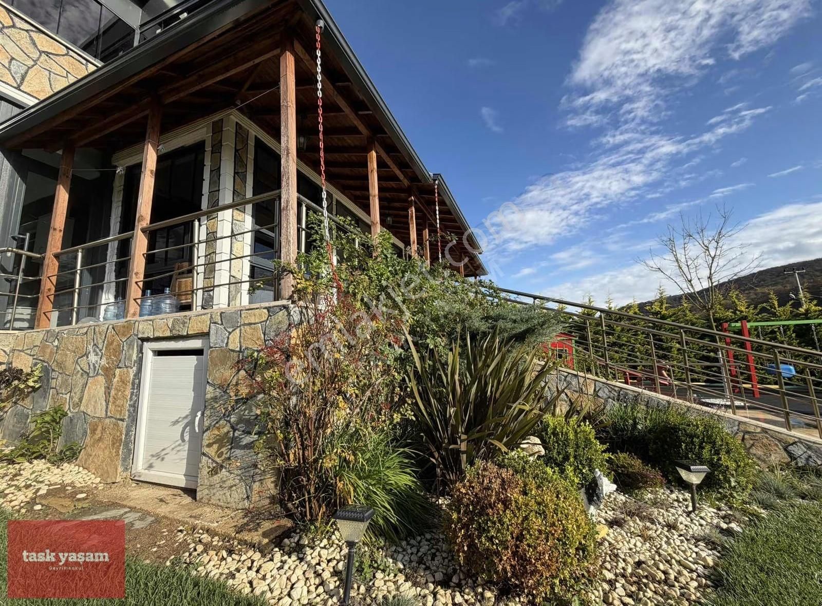 Derince Karagöllü'de 8+2 Özel Yaşam - Muhteşem Arazi - Görsel 31