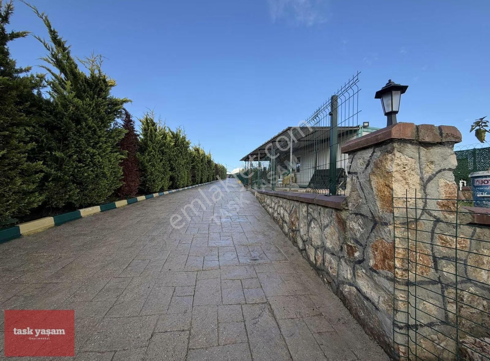 Derince Karagöllü'de 8+2 Özel Yaşam - Muhteşem Arazi - Görsel 12