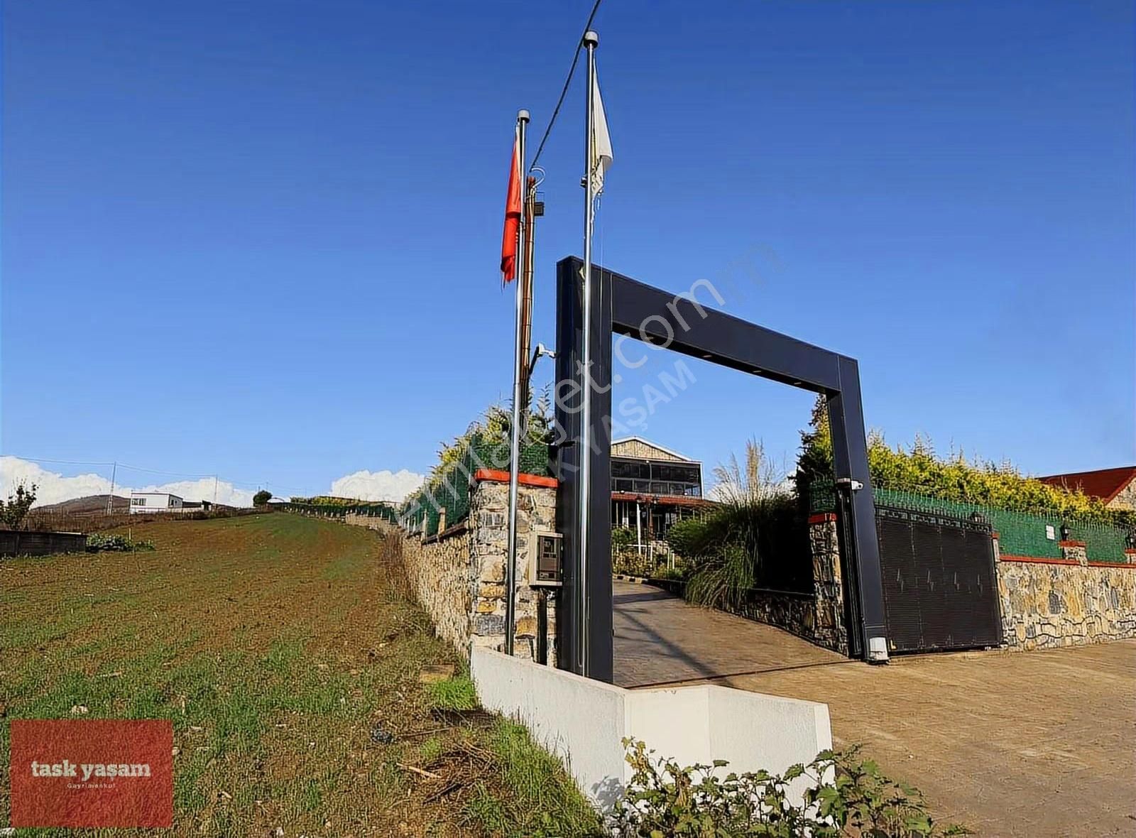 Derince Karagöllü'de 8+2 Özel Yaşam - Muhteşem Arazi - Görsel 4