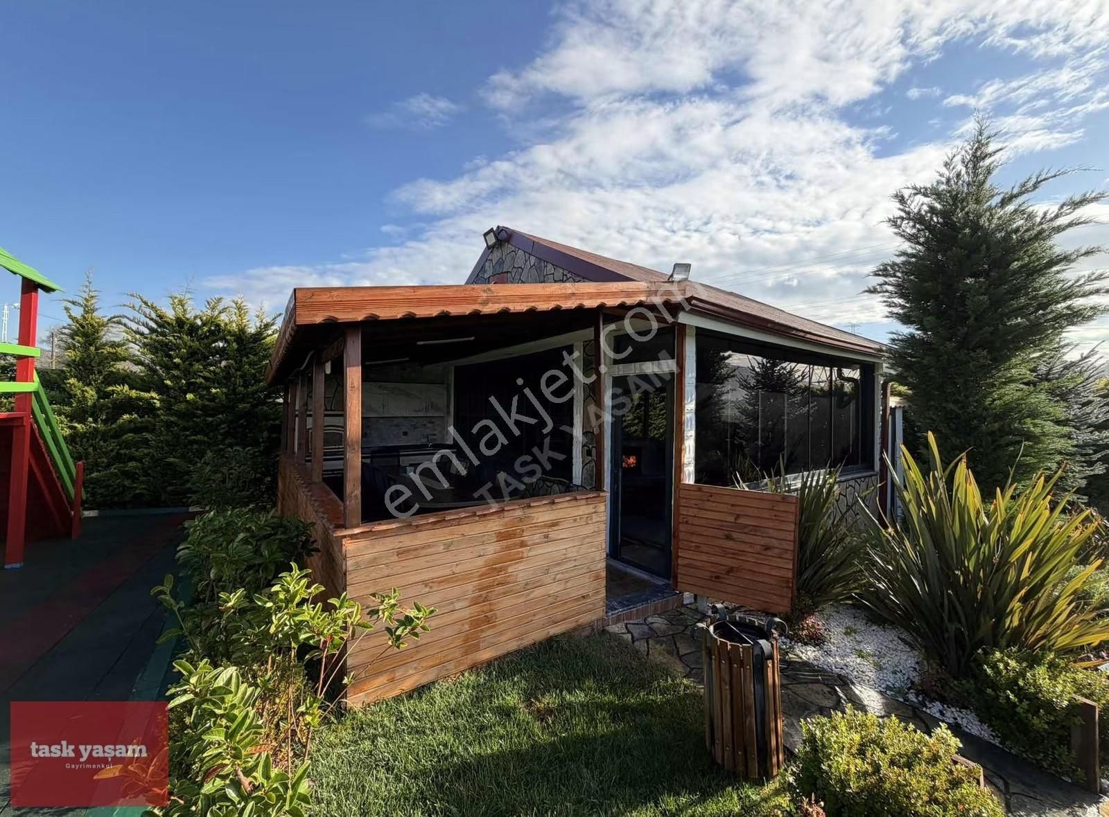 Derince Karagöllü'de 8+2 Özel Yaşam - Muhteşem Arazi - Görsel 22