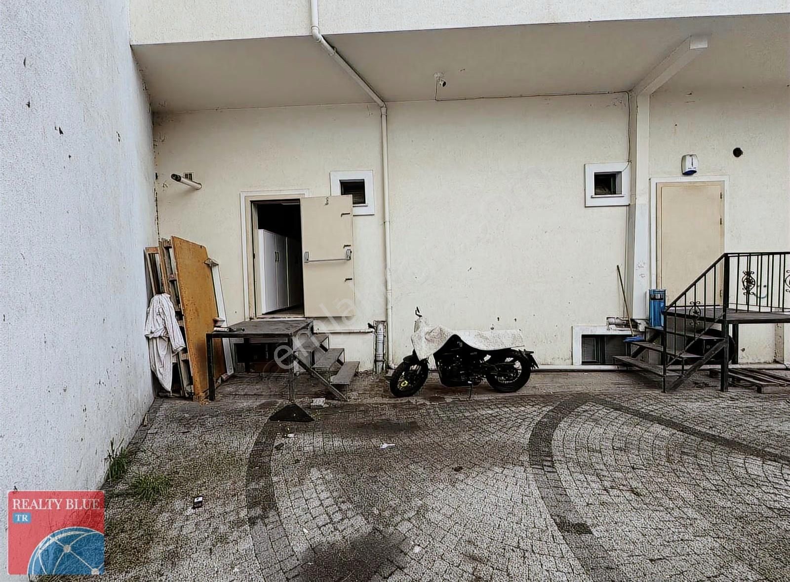 Samandıra Eyüpsultan Mahallesinde Kiralık 120 M2 Depolu Dükkan - Görsel 7