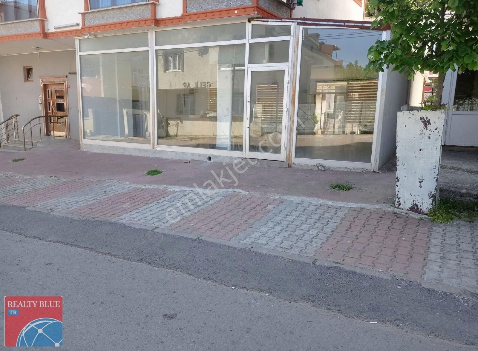 Sultanbeyli Necip Fazıl Mah Trabzon Cad 160m2 Kiralık İşyeri - Görsel 10