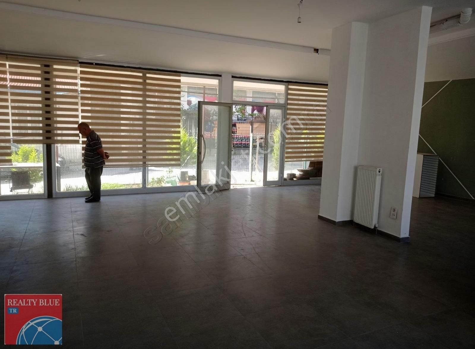 Sultanbeyli Necip Fazıl Mah Trabzon Cad 160m2 Kiralık İşyeri - Görsel 14