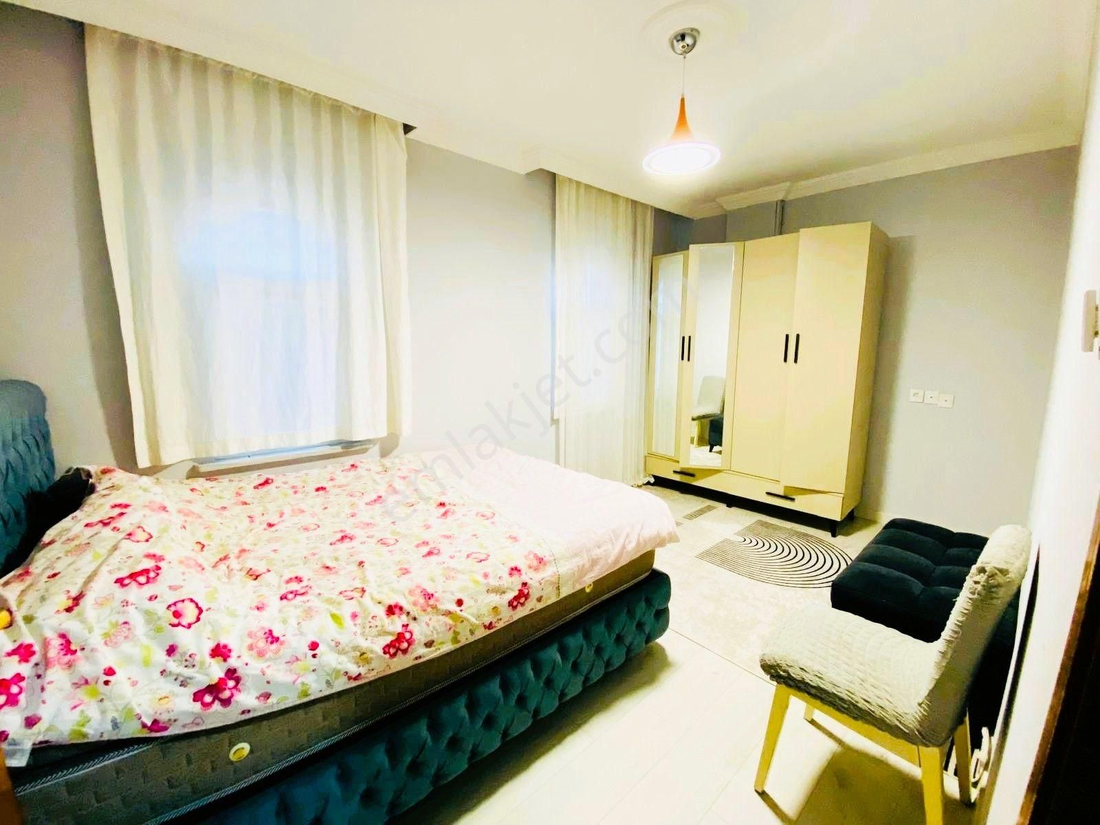 Yeniçiftlikte Kullanıma Hazır Merkezi Konumda Eşyalı 5+1 Villa Yazlık - Görsel 18