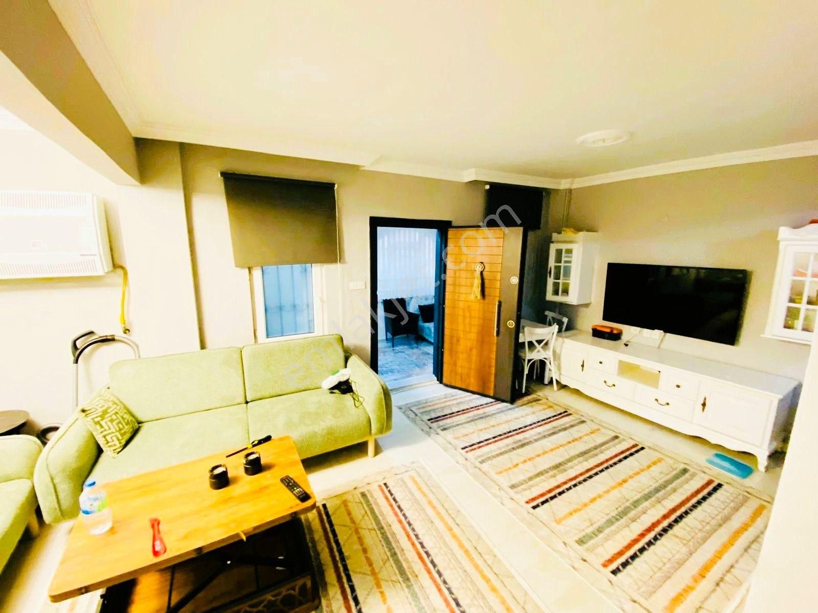 Yeniçiftlikte Kullanıma Hazır Merkezi Konumda Eşyalı 5+1 Villa Yazlık - Görsel 14