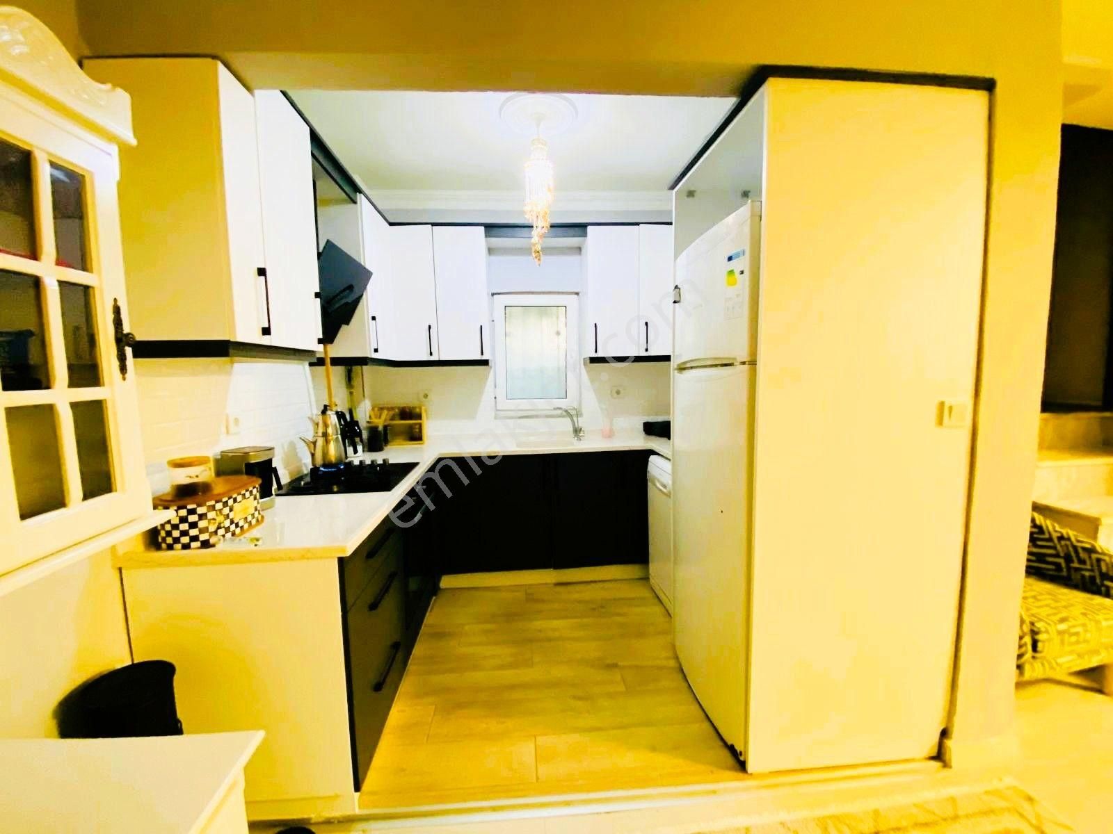 Yeniçiftlikte Kullanıma Hazır Merkezi Konumda Eşyalı 5+1 Villa Yazlık - Görsel 10