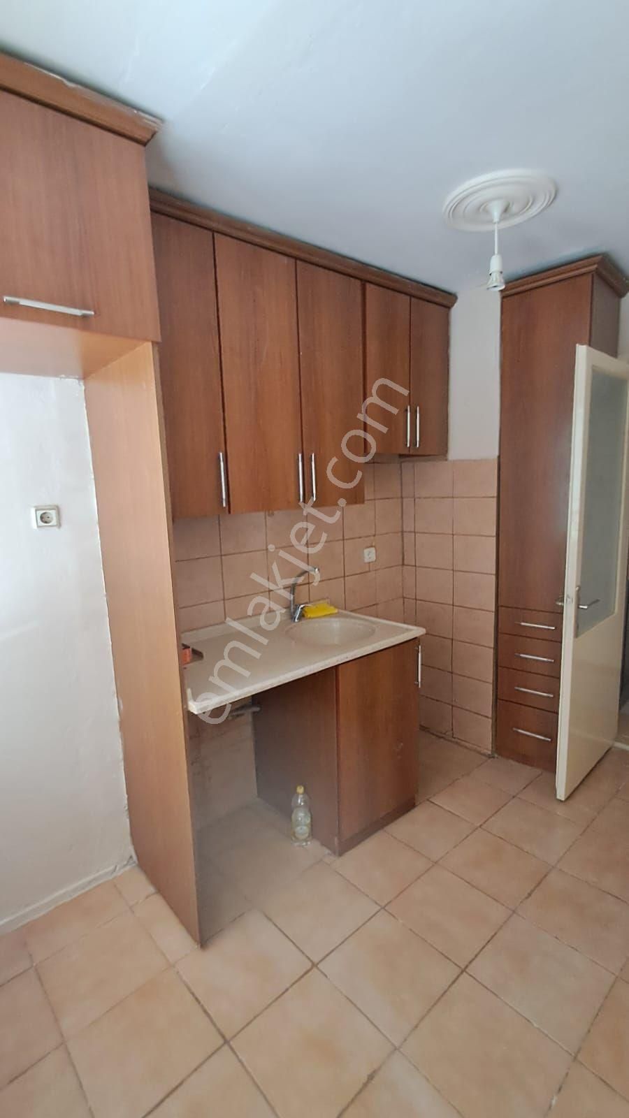 Halil Rıfat Paşa Son Durakta 2+1 Kiralık Daire - Görsel 2