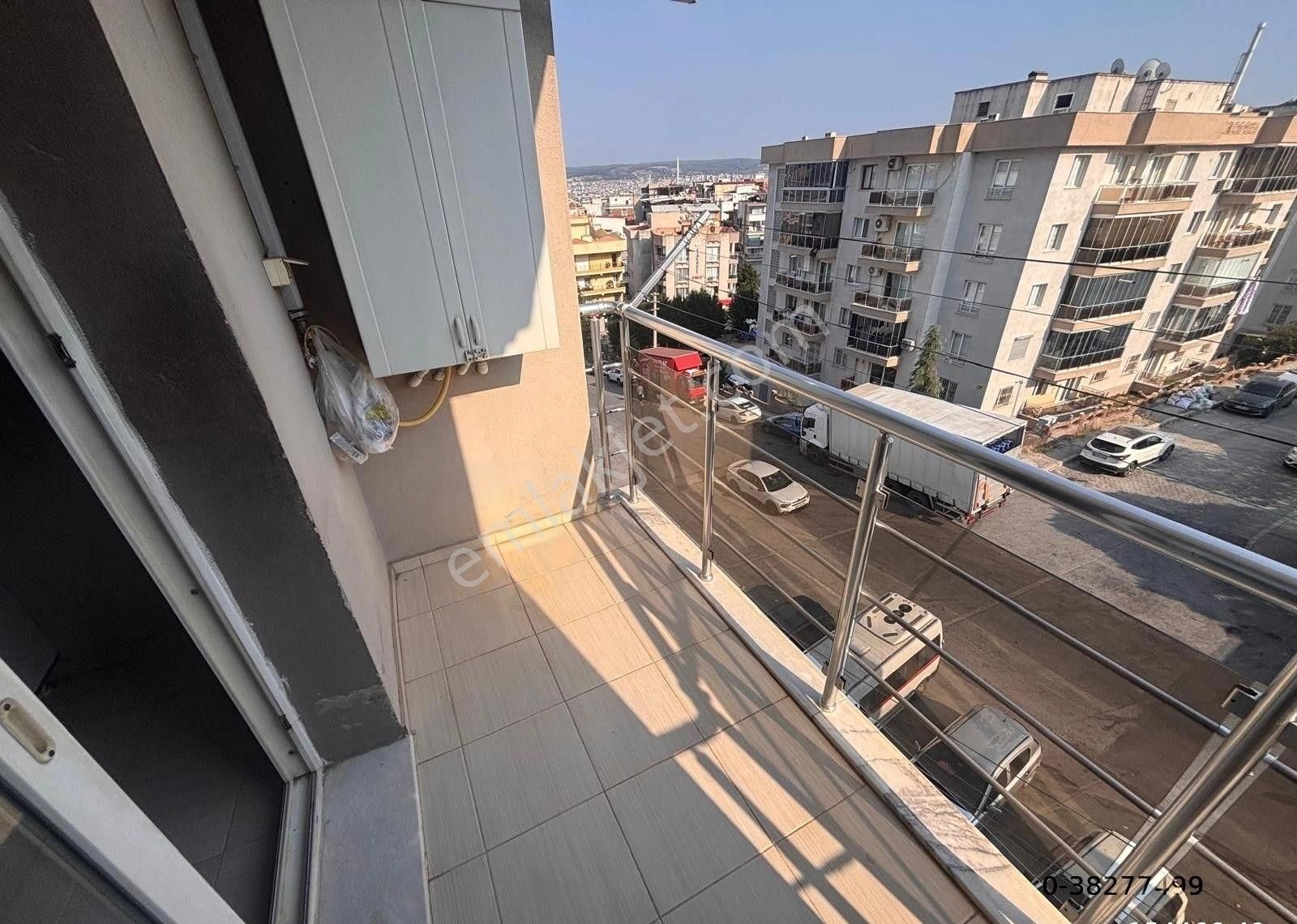 Karabağlar Sevgi Mahallesinde 2+1 Ferah Park Manzaralı Daire - Görsel 13