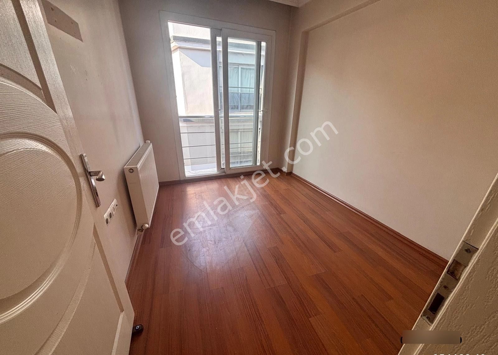 Karabağlar Sevgi Mahallesinde 2+1 Ferah Park Manzaralı Daire - Görsel 2