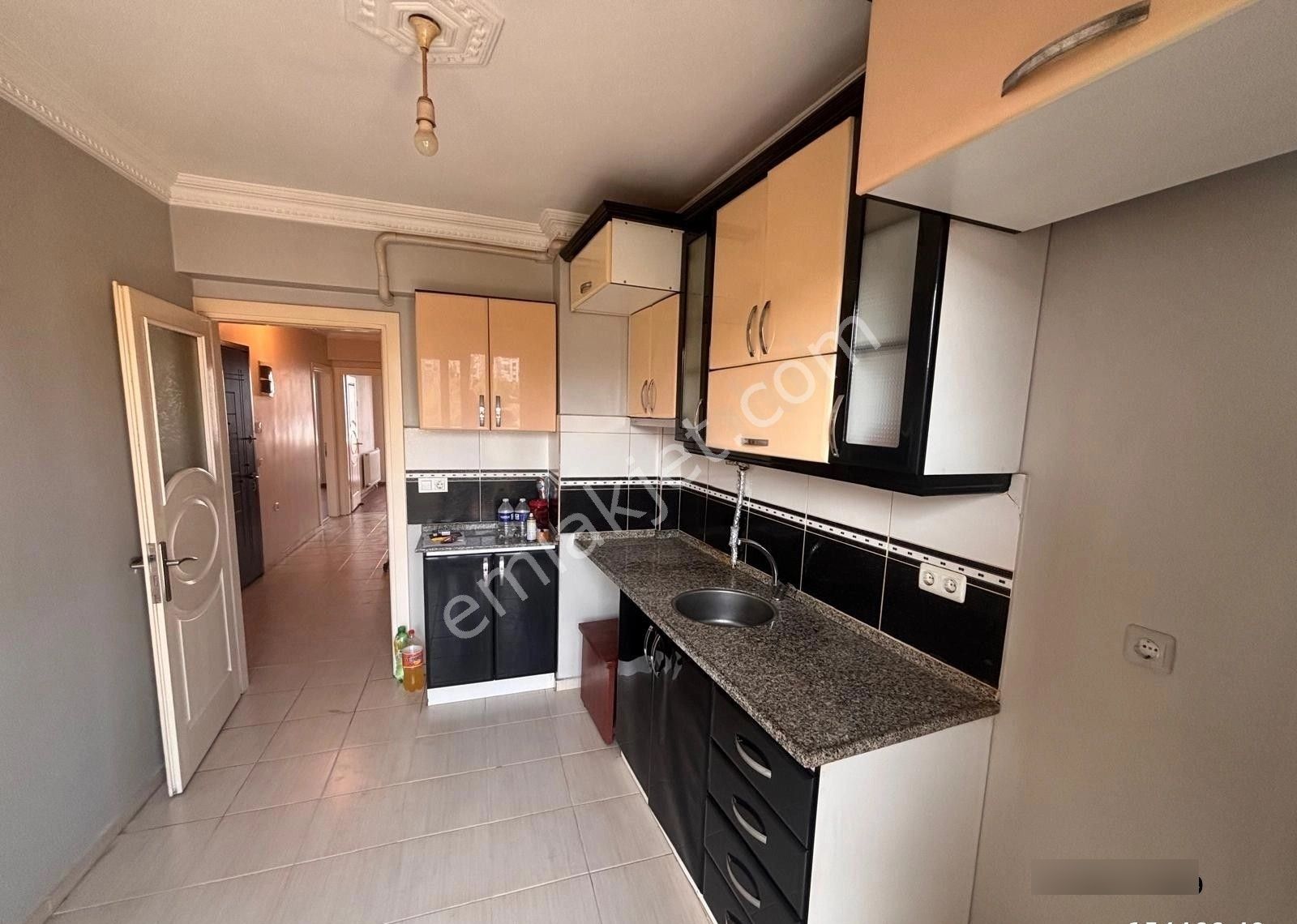 Karabağlar Sevgi Mahallesinde 2+1 Ferah Park Manzaralı Daire - Görsel 12