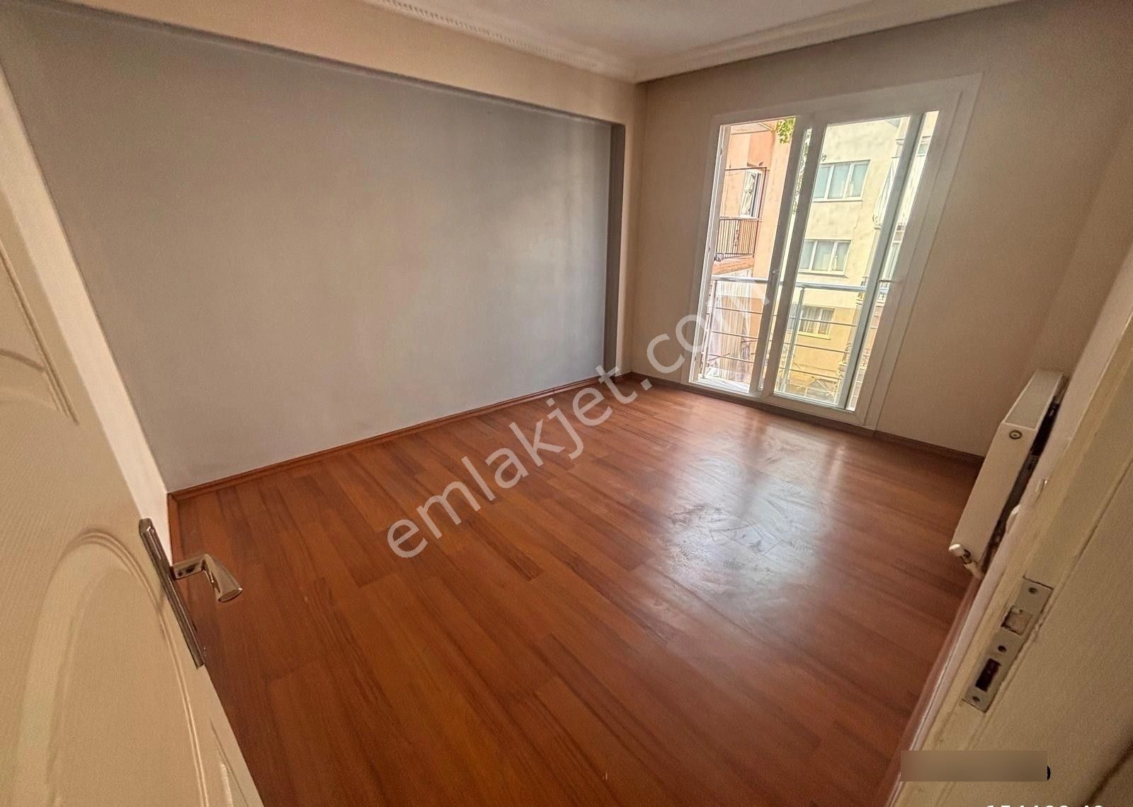 Karabağlar Sevgi Mahallesinde 2+1 Ferah Park Manzaralı Daire - Görsel 3