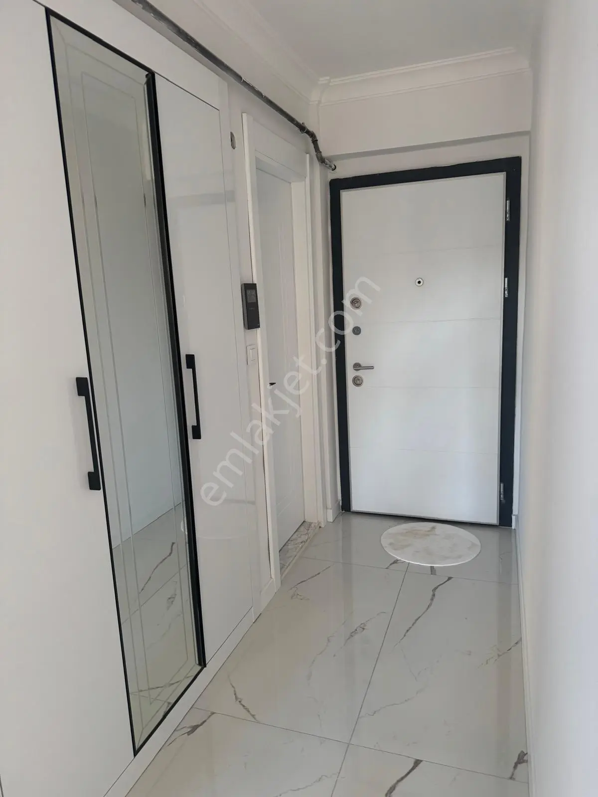 Özgür Kent Sitesinde 2+1 Lüks Kiralık Otoparklı Daire - Görsel 4