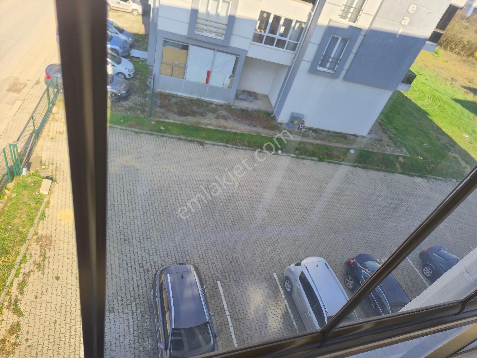 Realty World'dan Adapazarı Korucukta 110m2 2 Balkonlu Arakat 3+1 - Görsel 27