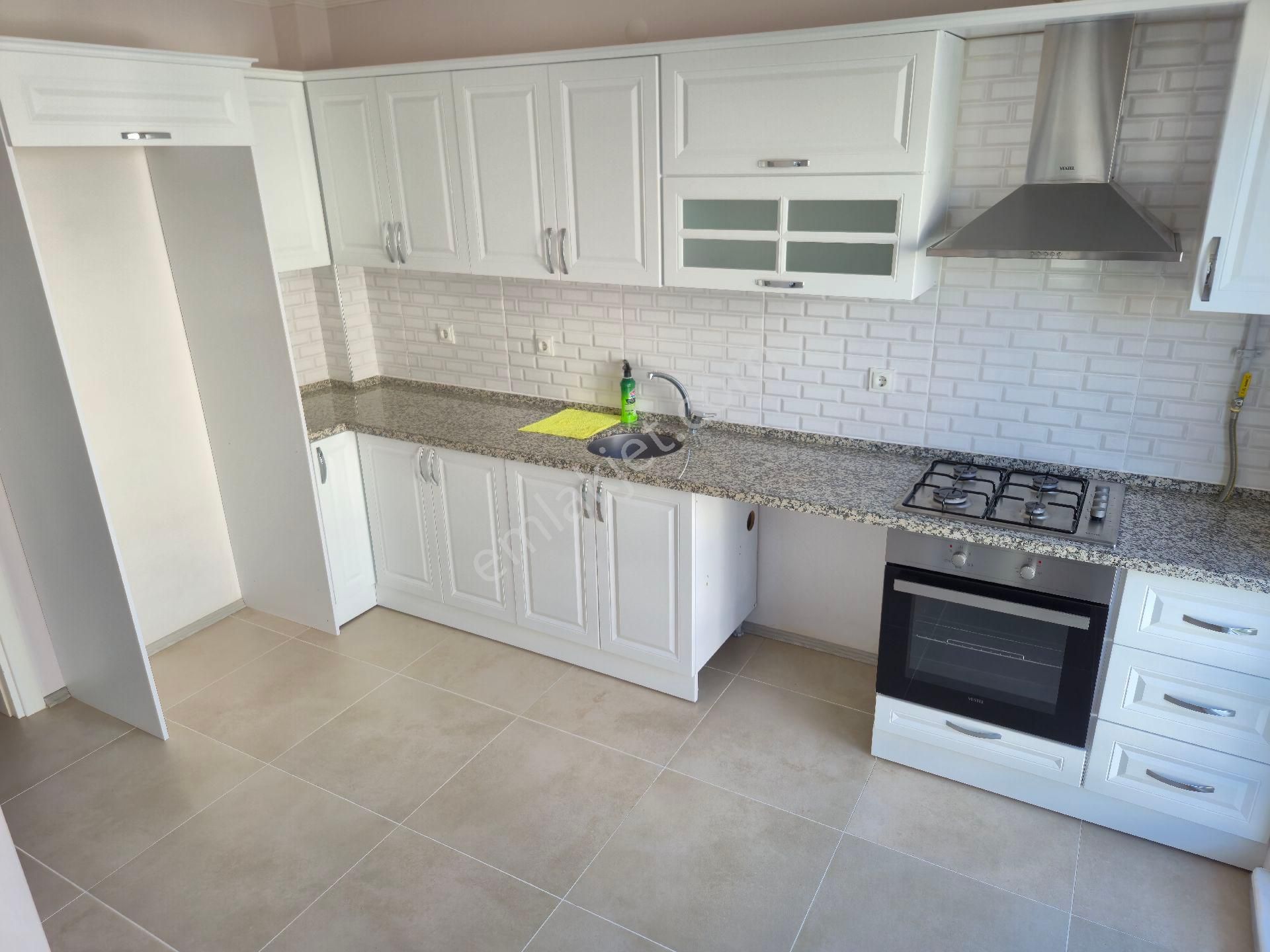 Realty World'dan Adapazarı Korucukta 110m2 2 Balkonlu Arakat 3+1 - Görsel 21