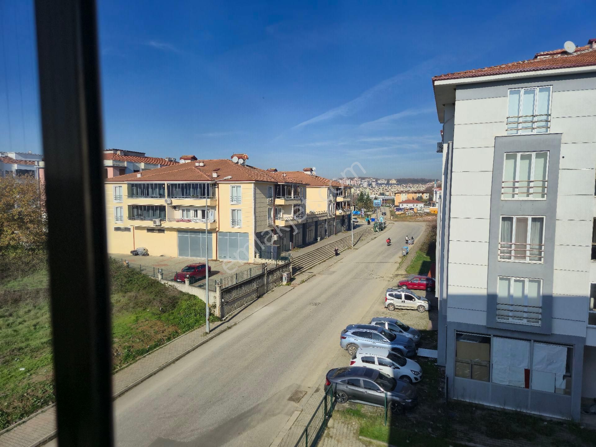 Realty World'dan Adapazarı Korucukta 110m2 2 Balkonlu Arakat 3+1 - Görsel 28