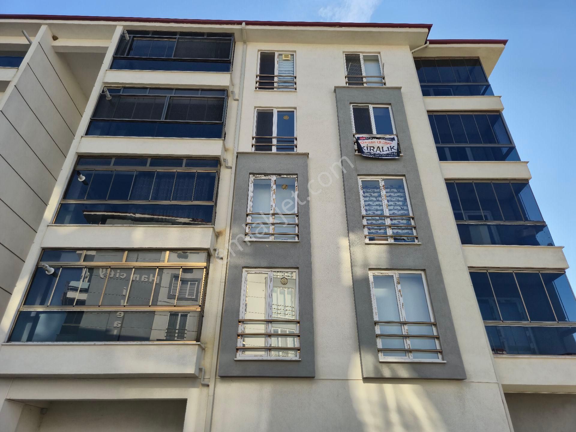 Realty World'dan Adapazarı Korucukta 110m2 2 Balkonlu Arakat 3+1 - Görsel 6