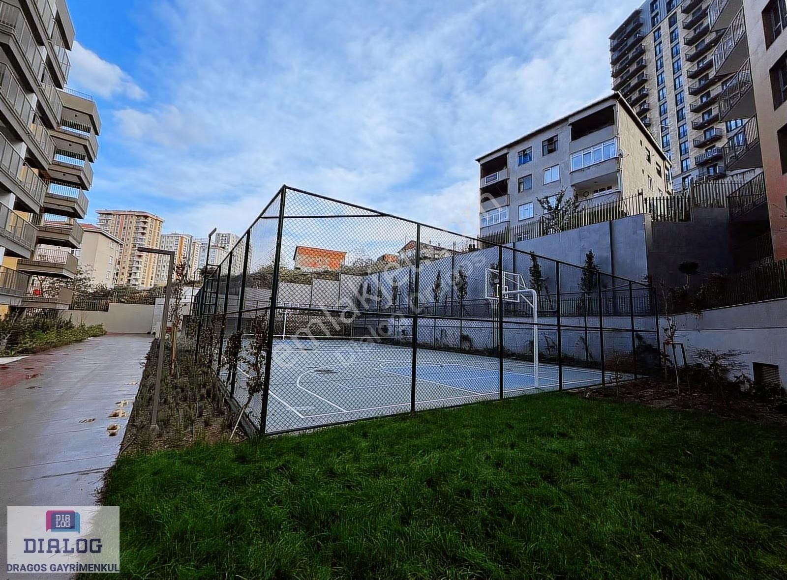 Dıalog Dragos Sinpaş Koru Aura Sitesin'de Satılık 2+1 Lüks Daire - Görsel 25