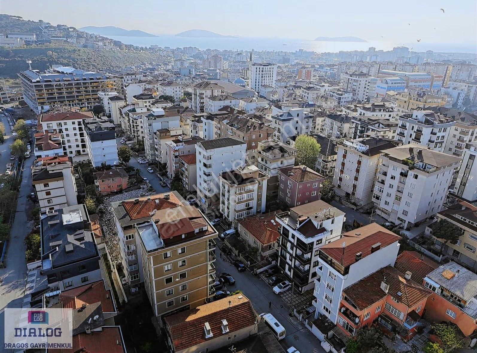 Dıalog Cevizli Mahallesin'de 292m2 Satılık Konut İmarlı Arsa