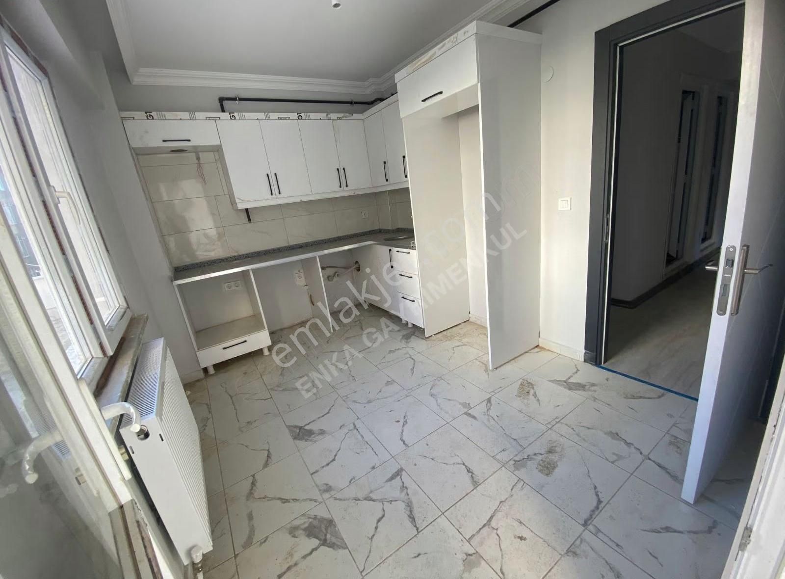 Enkadan Güzel Konumda Sıfır Teras Balkonlu 2+1daire - Görsel 16