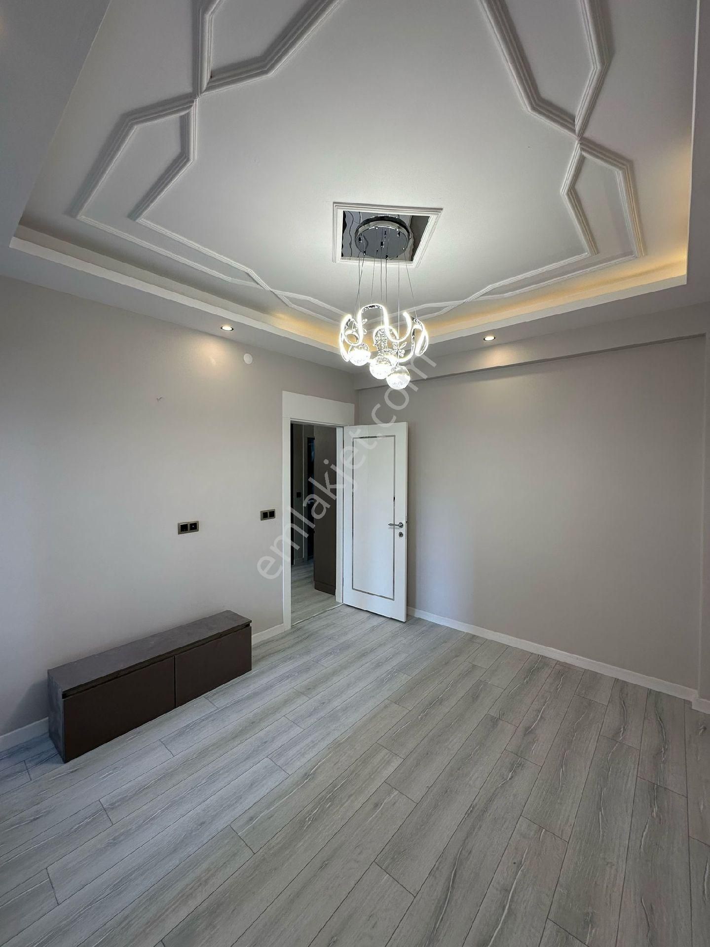 Garanti Emlak'tan 1+1 Ultralüx Satılık - Görsel 11